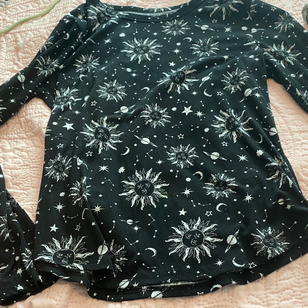 Noli Black Long Sleeve Tee with Celestial Print